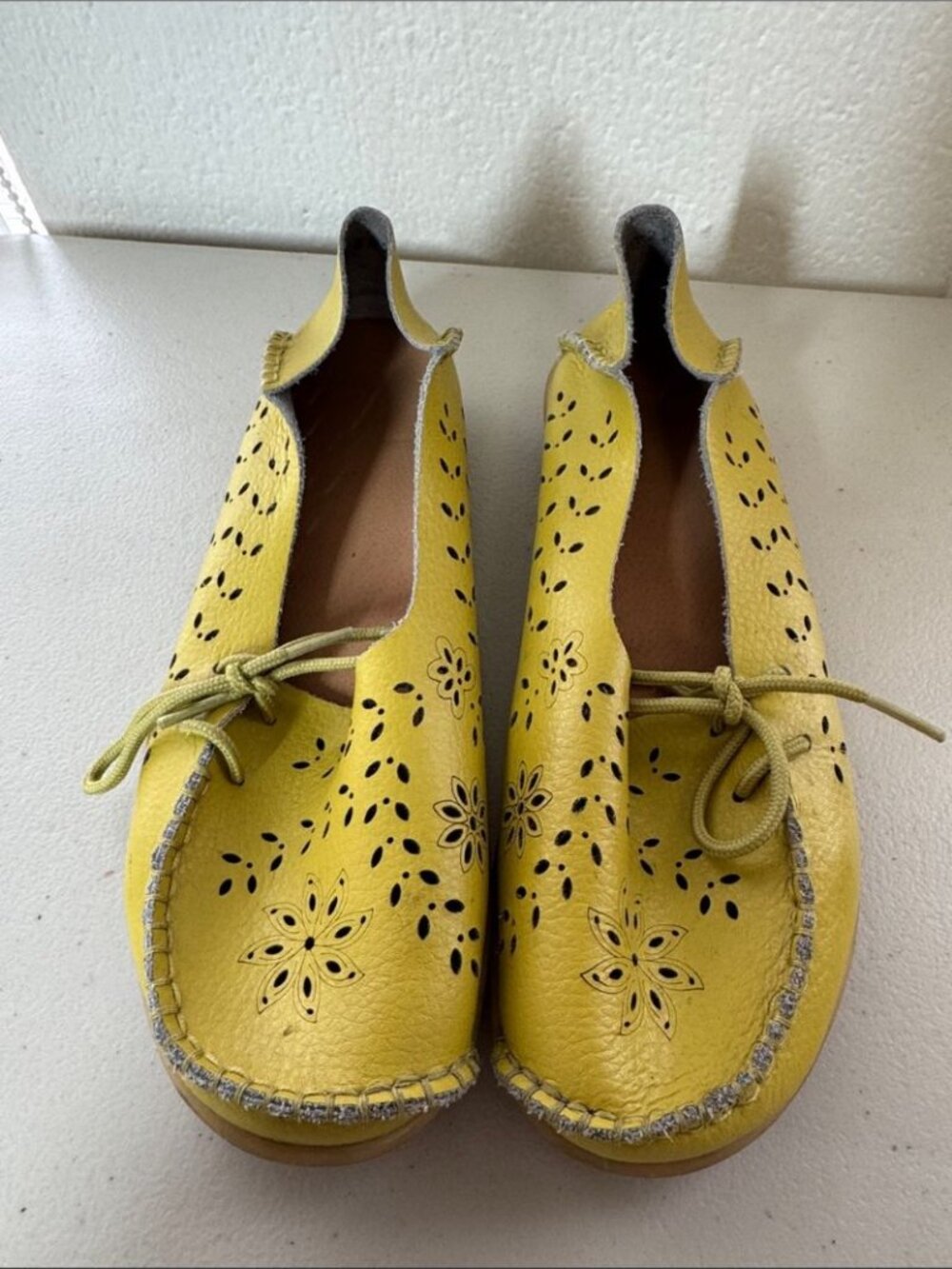 Women's Yellow Leather Perforated Slip-On Loafers 38 Floral Cutout Boho Chic - Picture 2 of 13